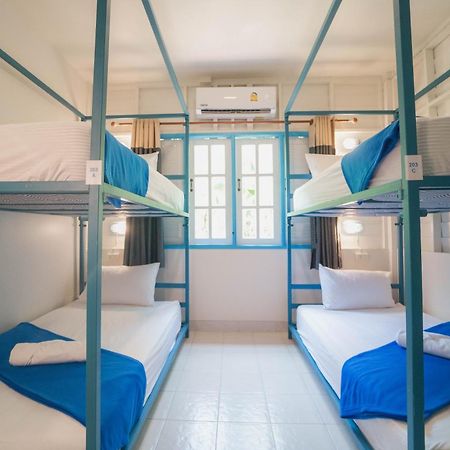 Bodega Koh Phi Phi Hostel Exterior photo